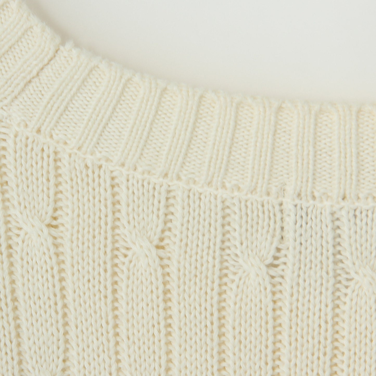 SOFT COTTON CABLE KNIT