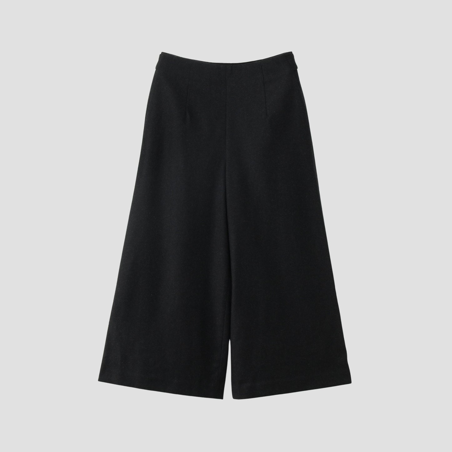 LIGHT FLANNEL TROUSERS