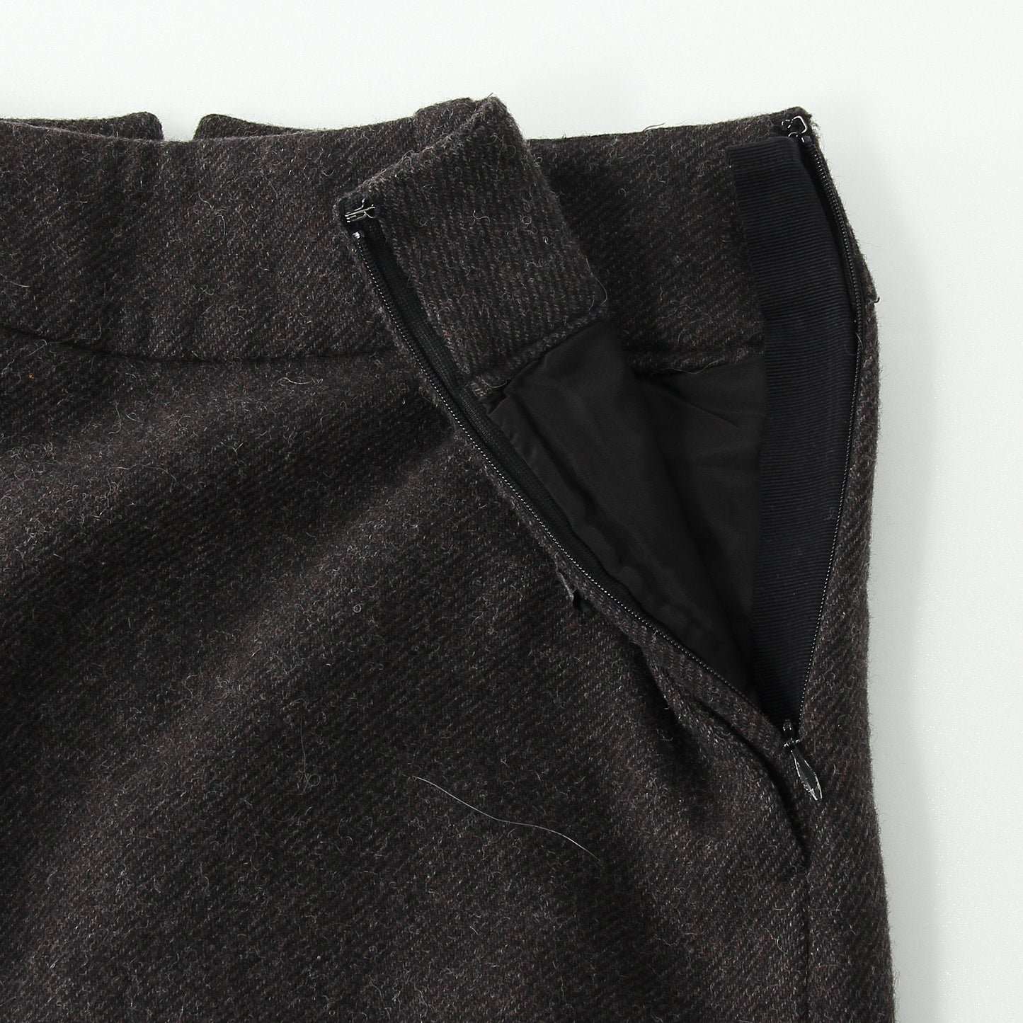 LIGHT BRITISH WOOL SKIRT