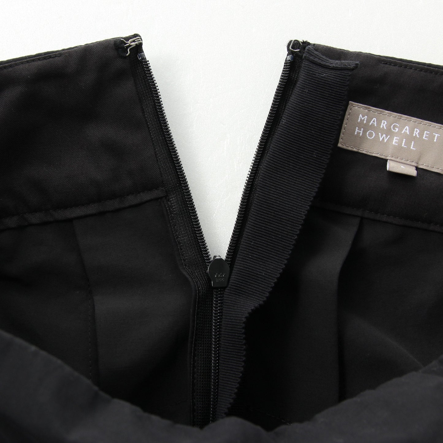COTTON NYLON TAFFETA SKIRT