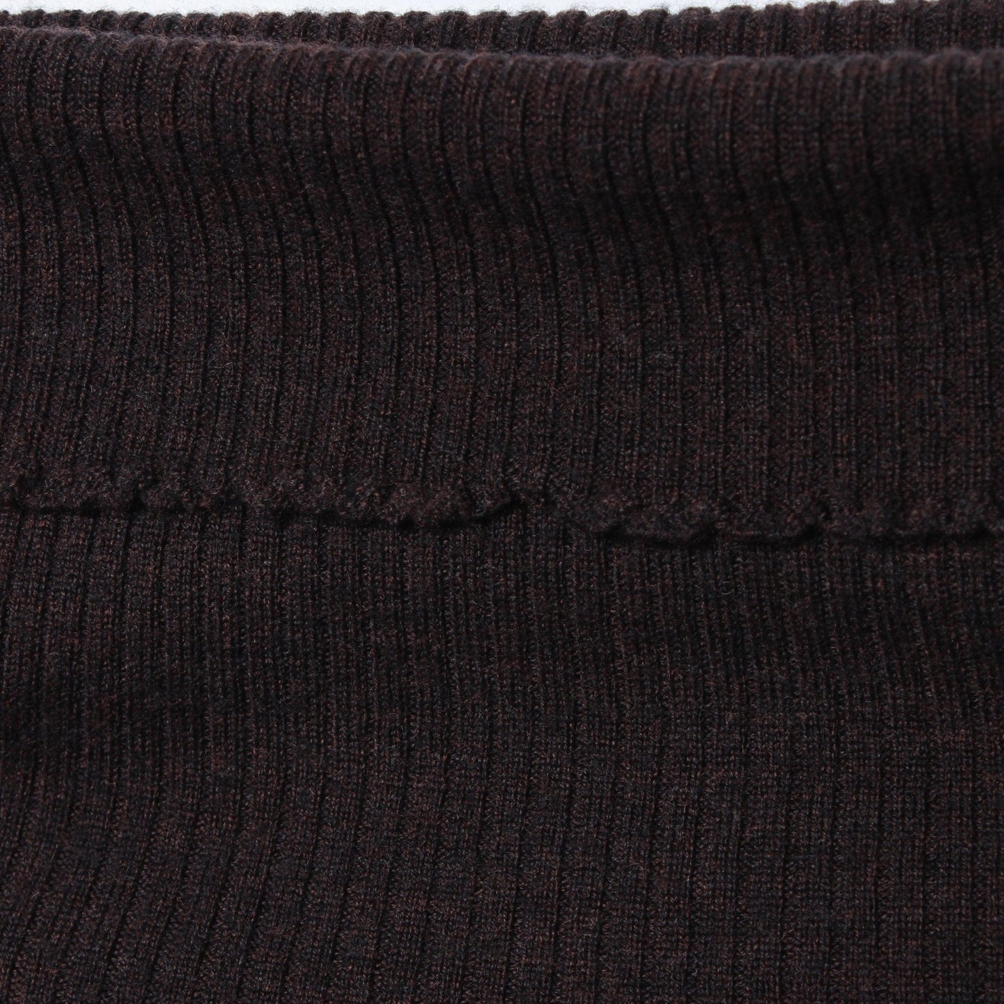 FINE RIB TURTLENECK KNIT