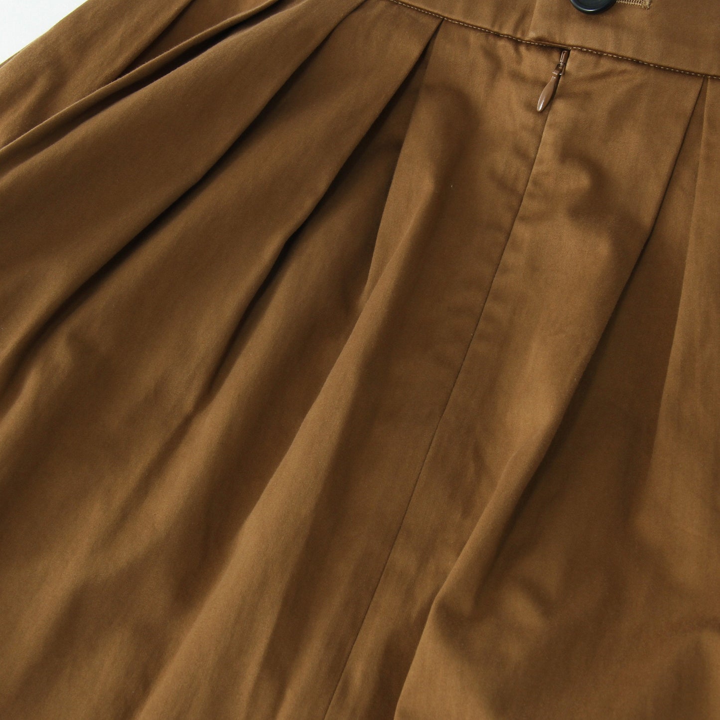 WASHED COTTON SATEEN SKIRT