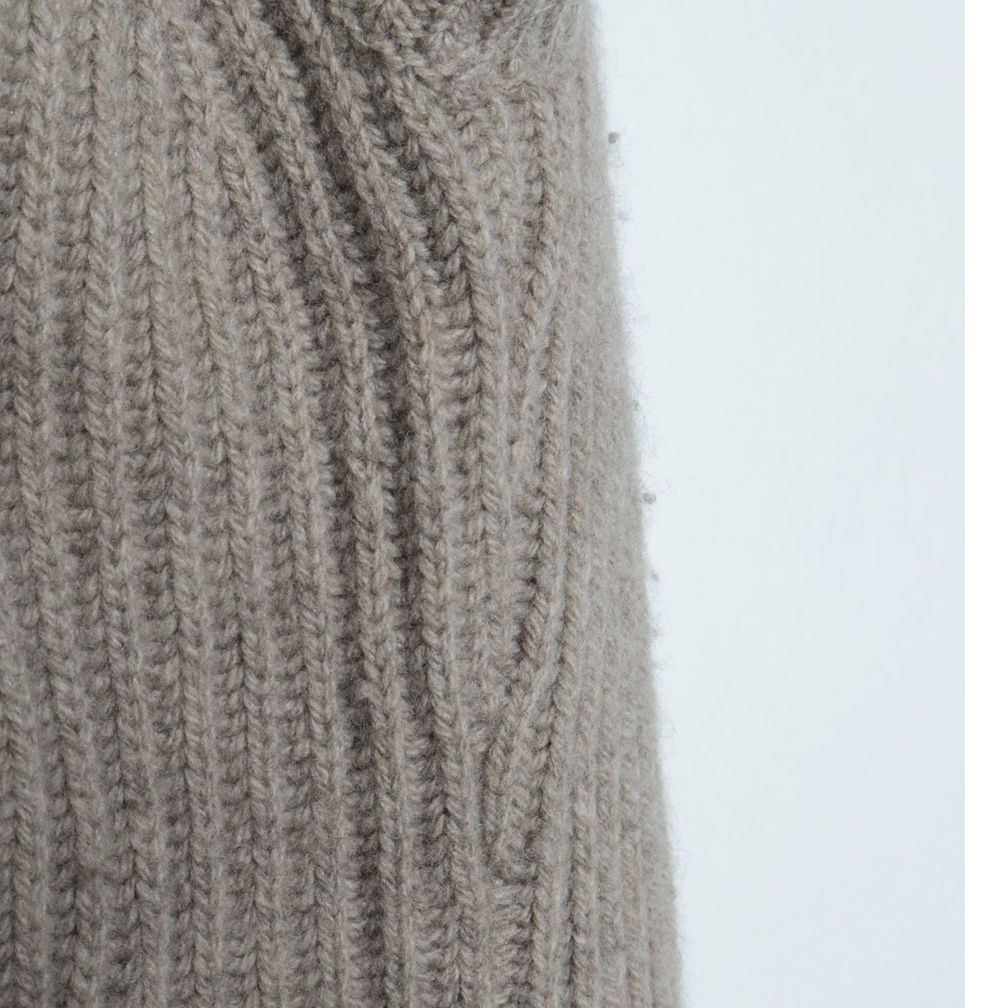 CHUNKY RIB WAISTCOAT KNIT