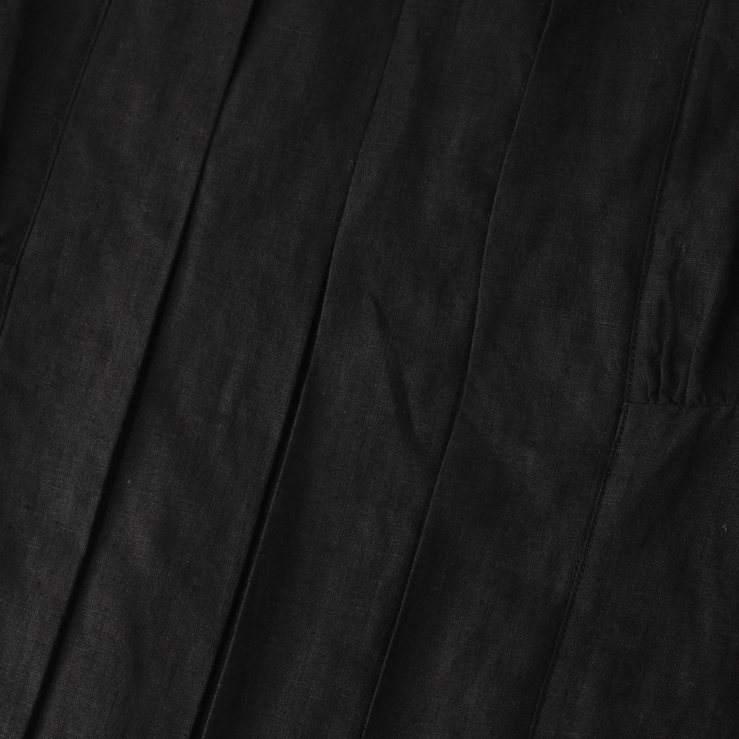 LIGHTWEIGHT LINEN DRESS