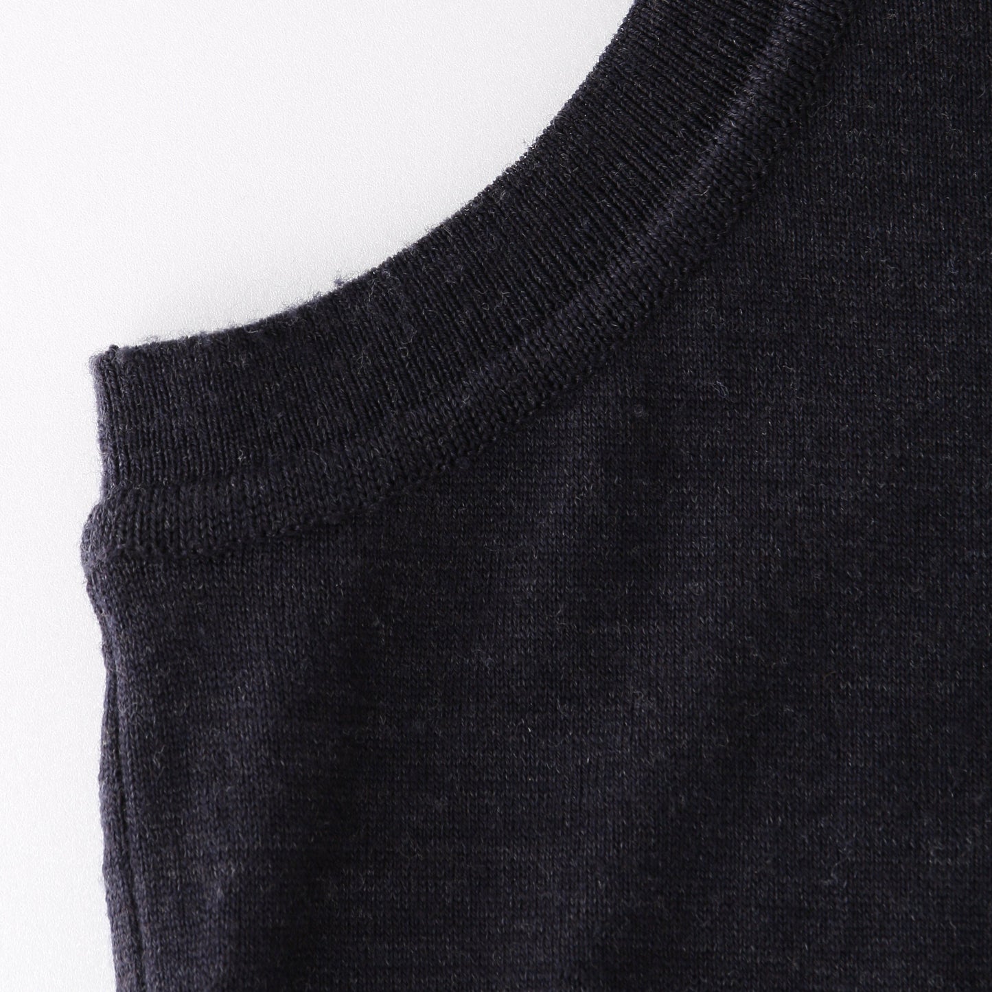 CREW NECK SLIPOVER KNIT