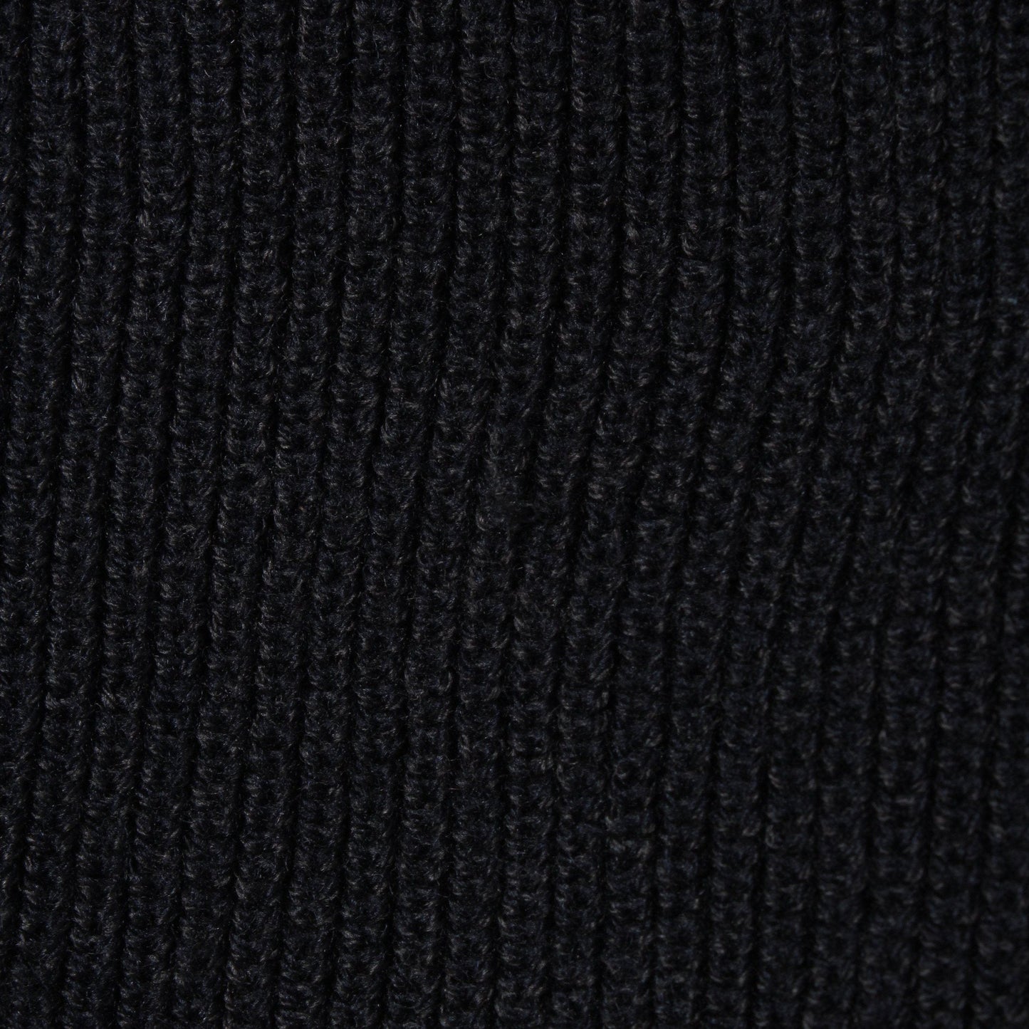 LIGHTWEIGHT WOOL KNIT