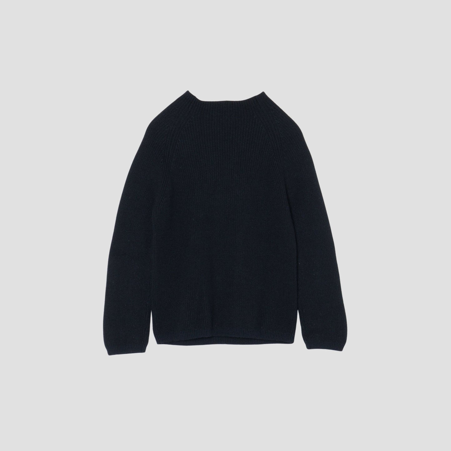 LIGHTWEIGHT WOOL KNIT