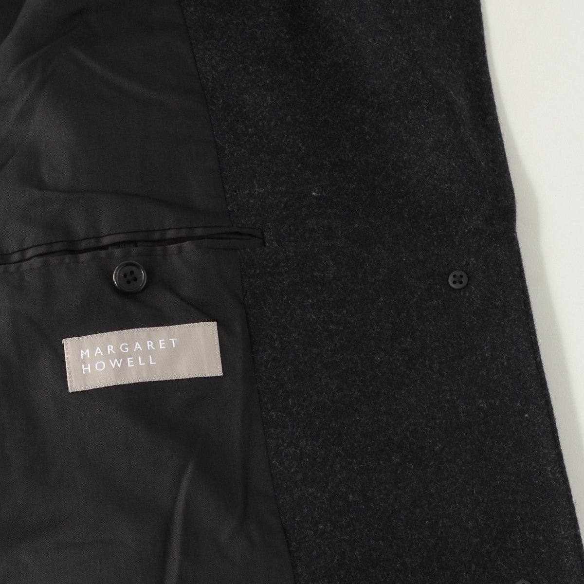 LAMBSWOOL MELTON COAT