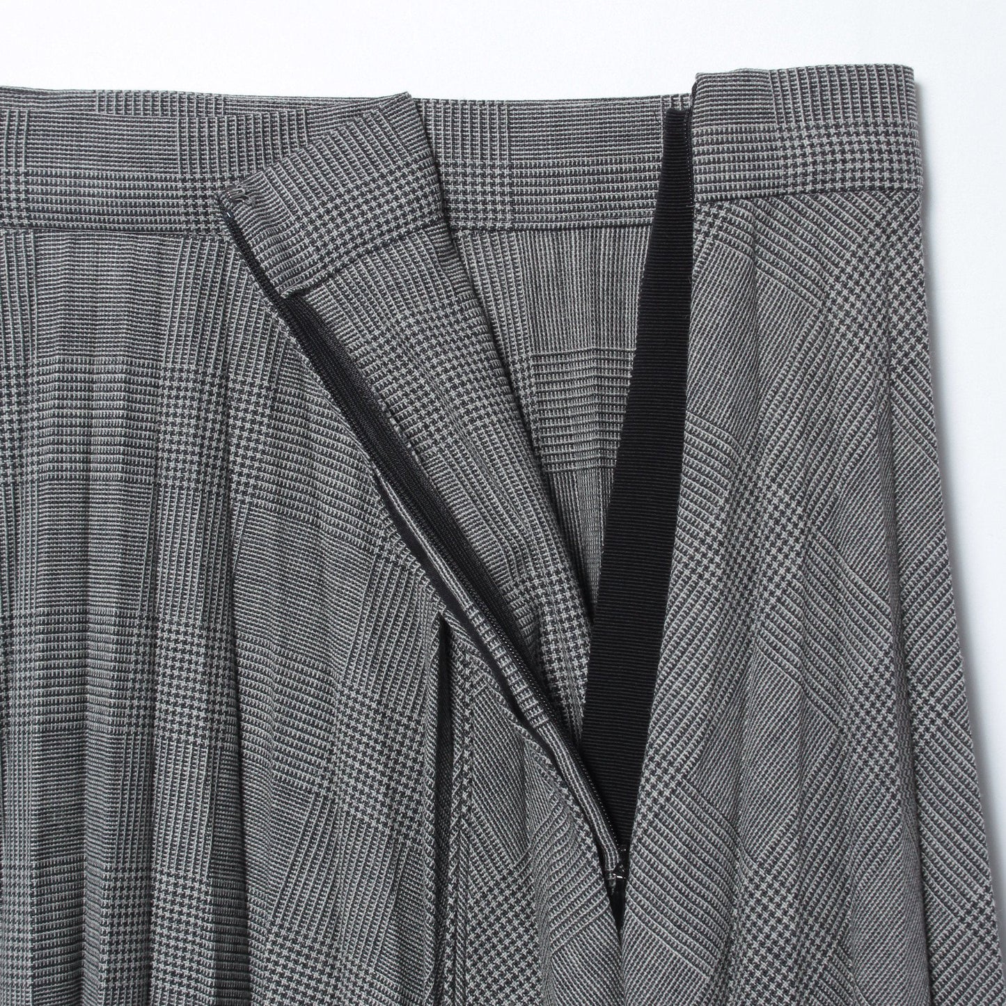 POW CHECK WOOL SKIRT