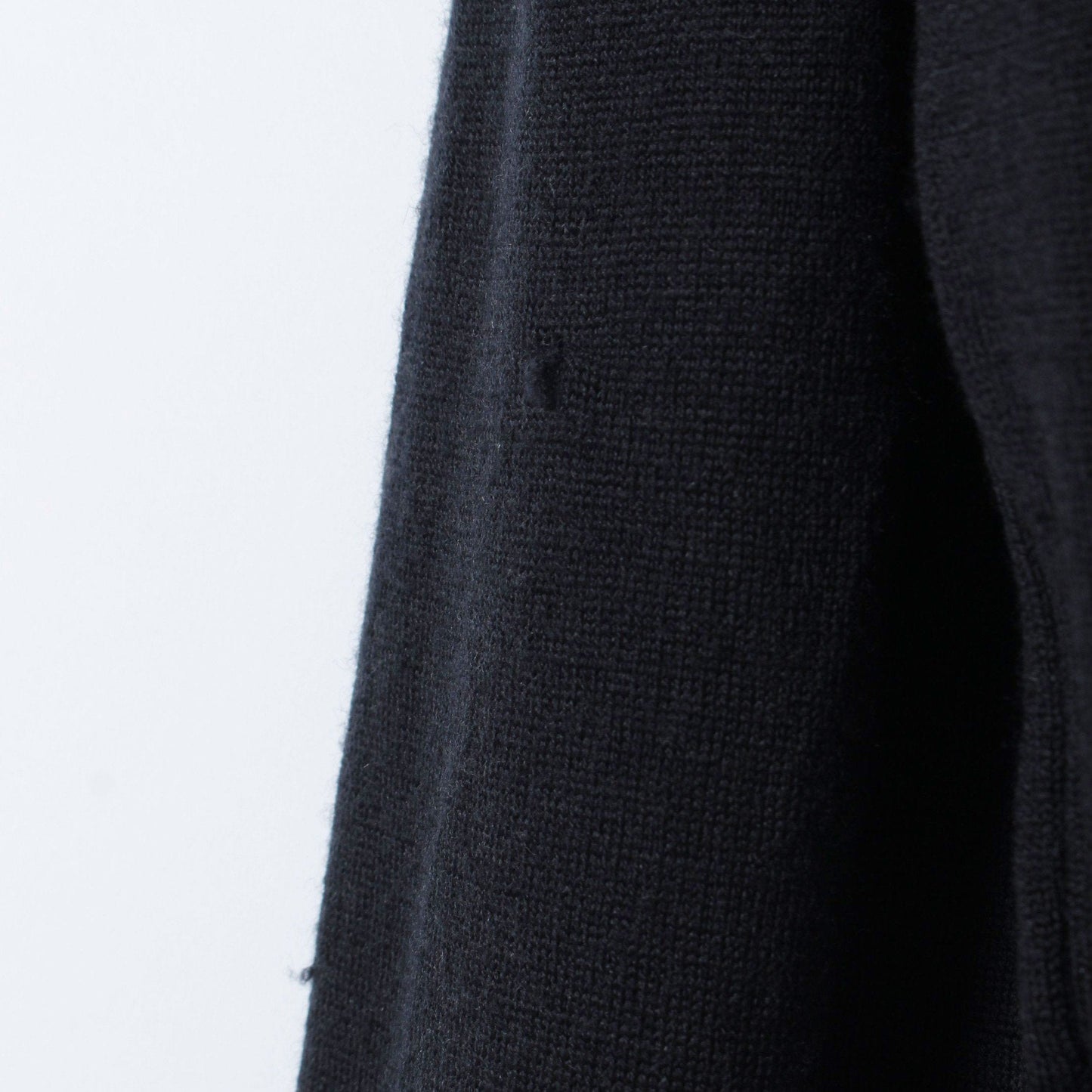 WOOL TURTLE NECK KNIT