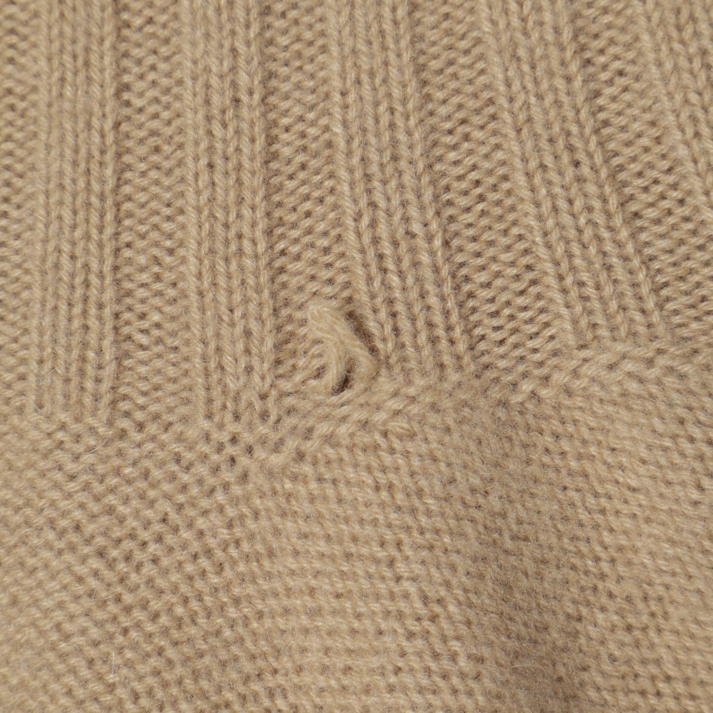WIDE ROLL NECK KNIT