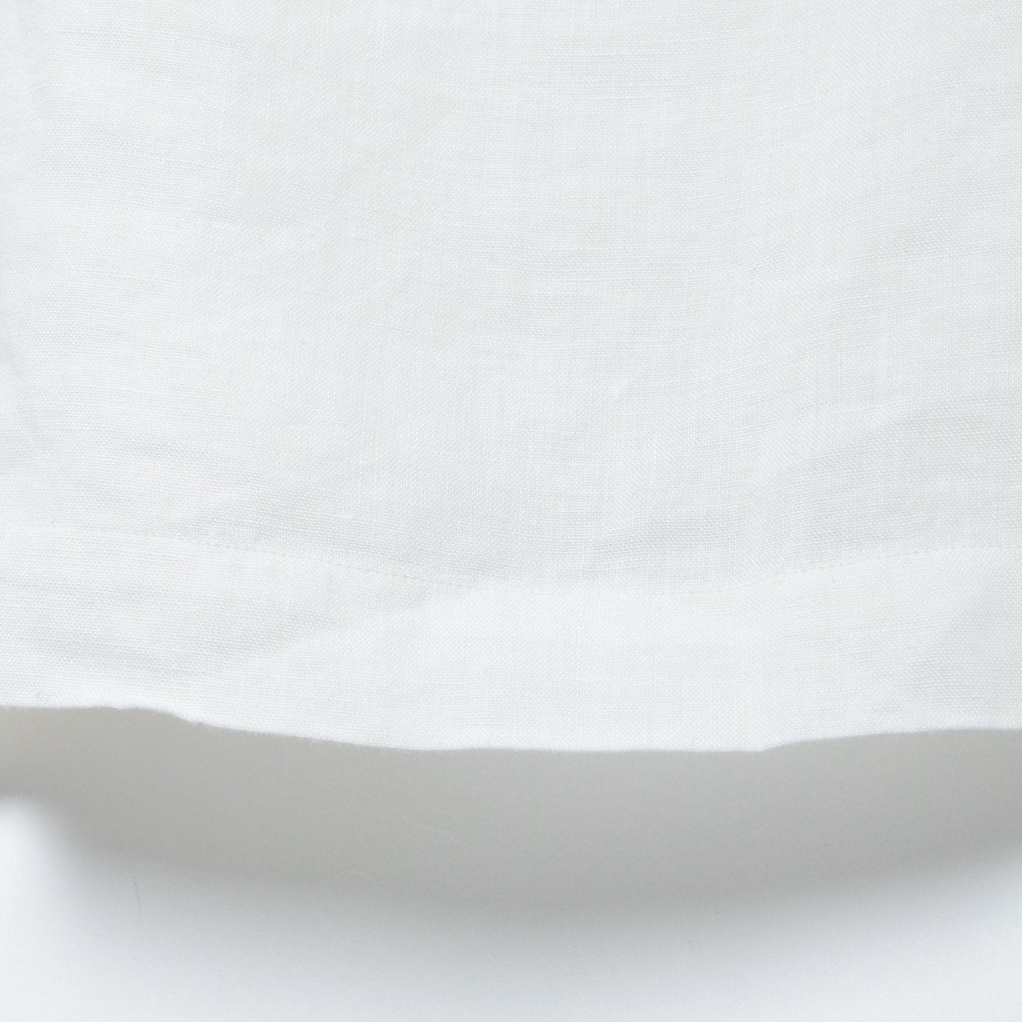 CLEAN LINEN SHIRT