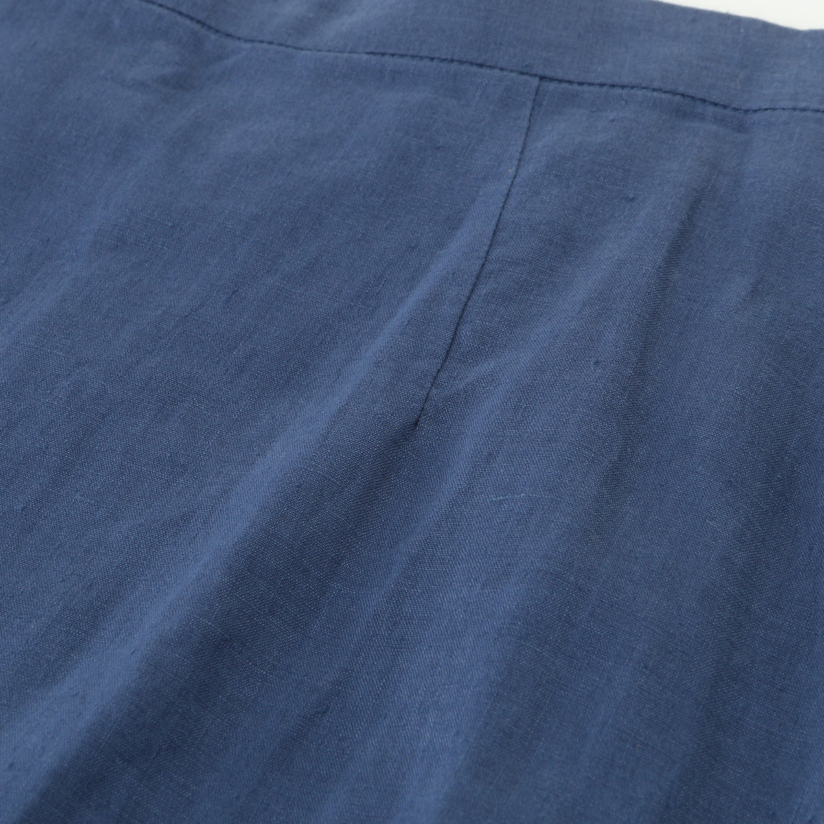 LIGHTWEIGHT LINEN SKIRT