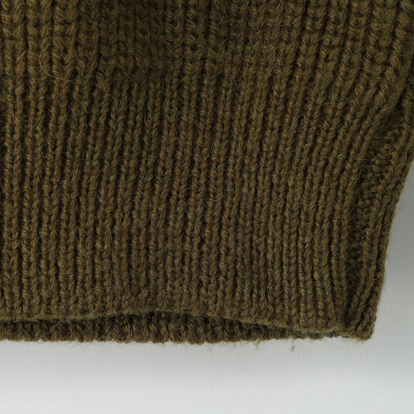 BRITISH WOOL KNIT