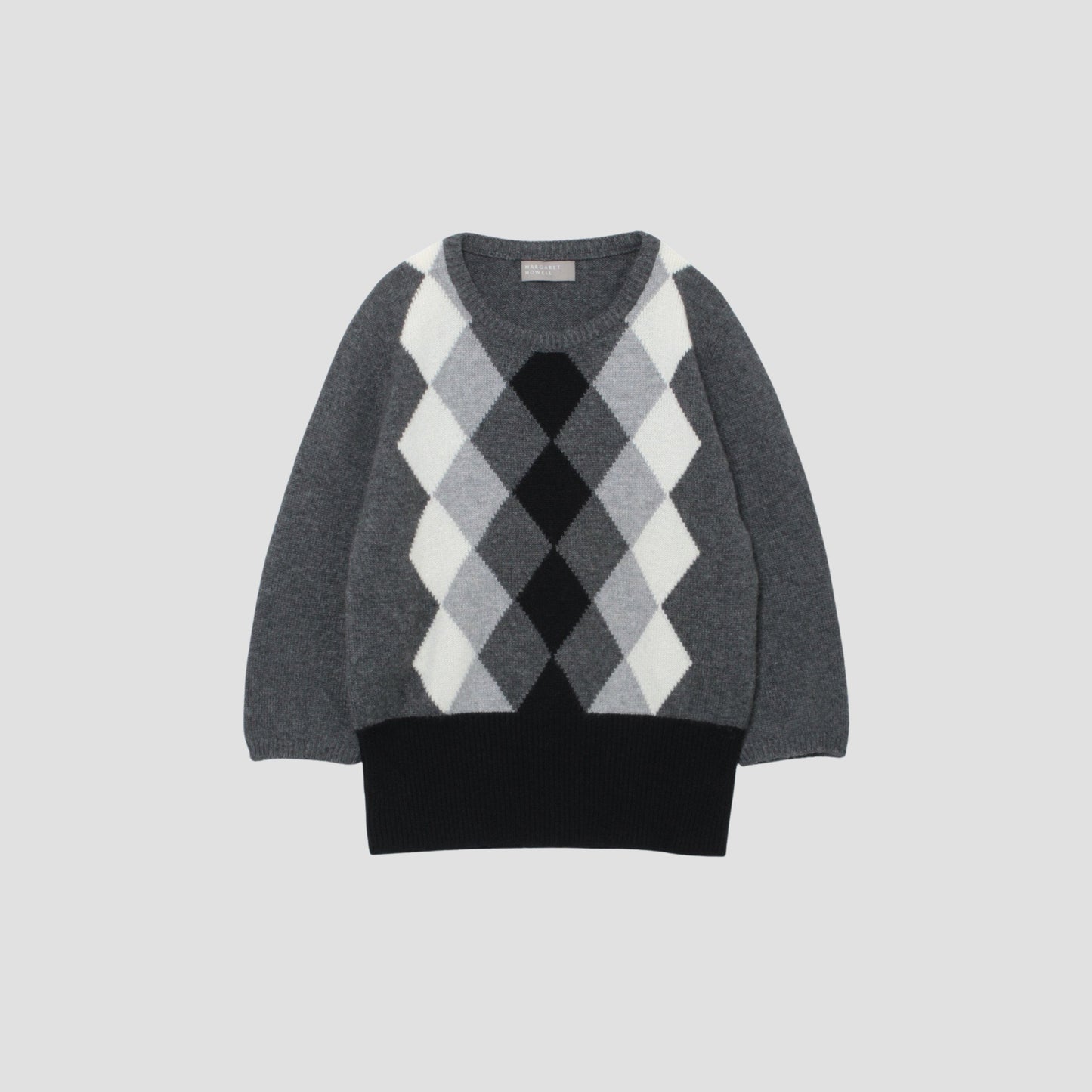 GRAPHIC ARGYLE KNIT