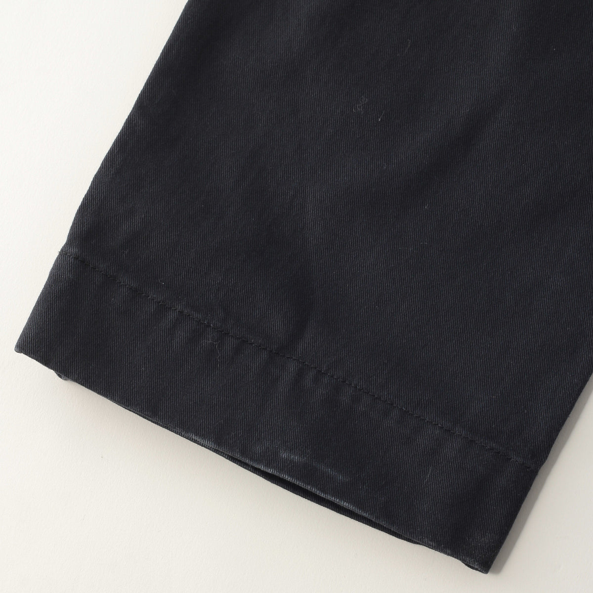 BASIC CHINO TROUSERS