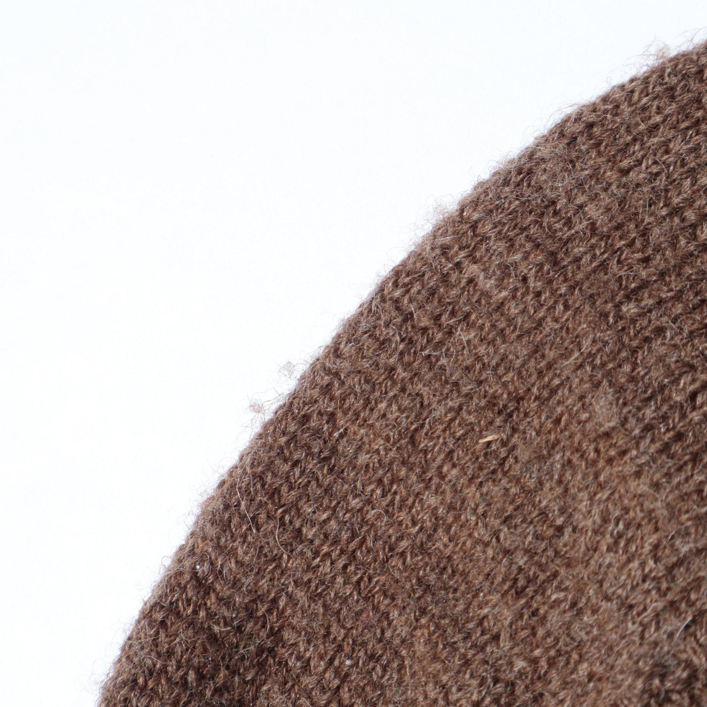NATURAL SHETLAND DEEP CREW NECK KNIT