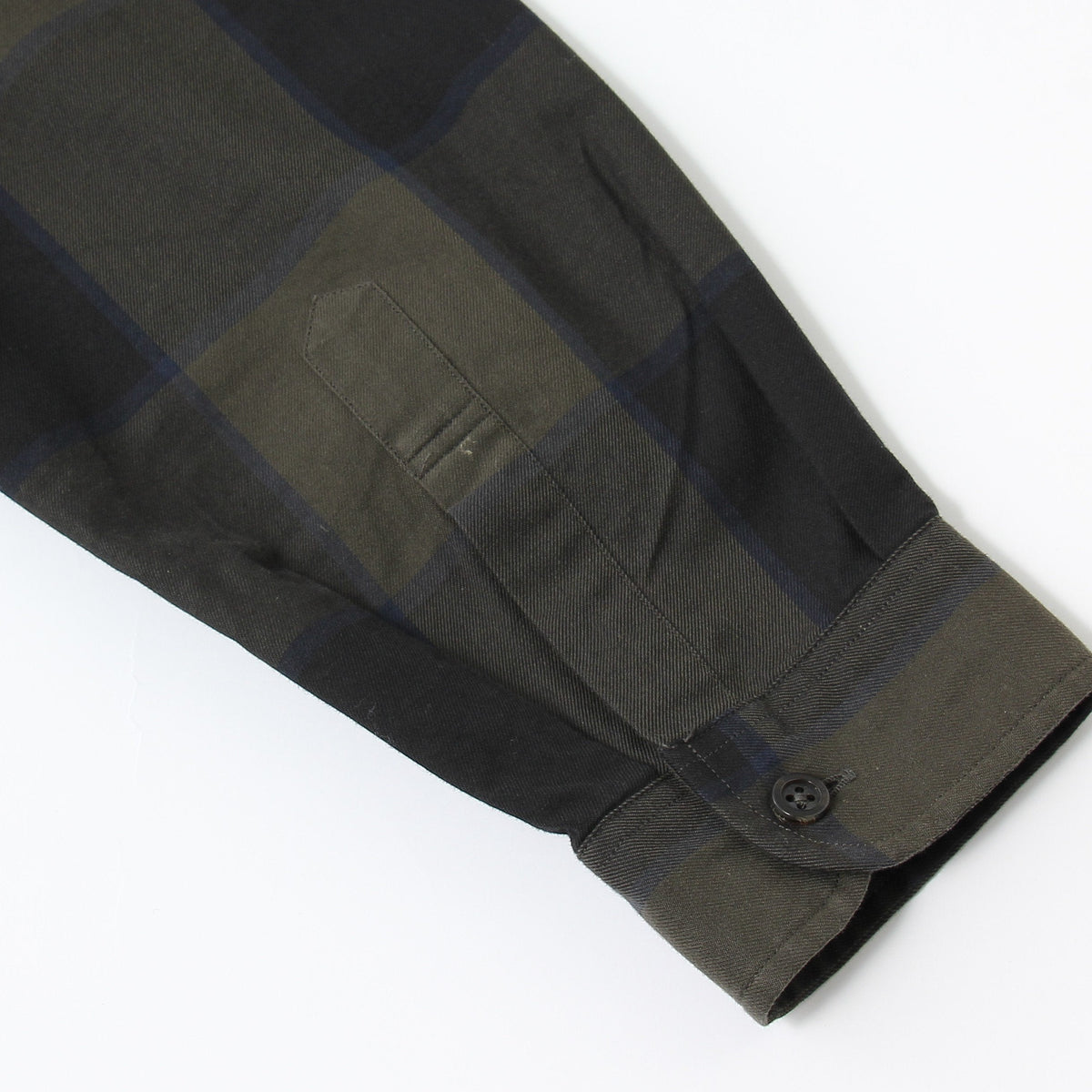 DARK CHECK SHIRT