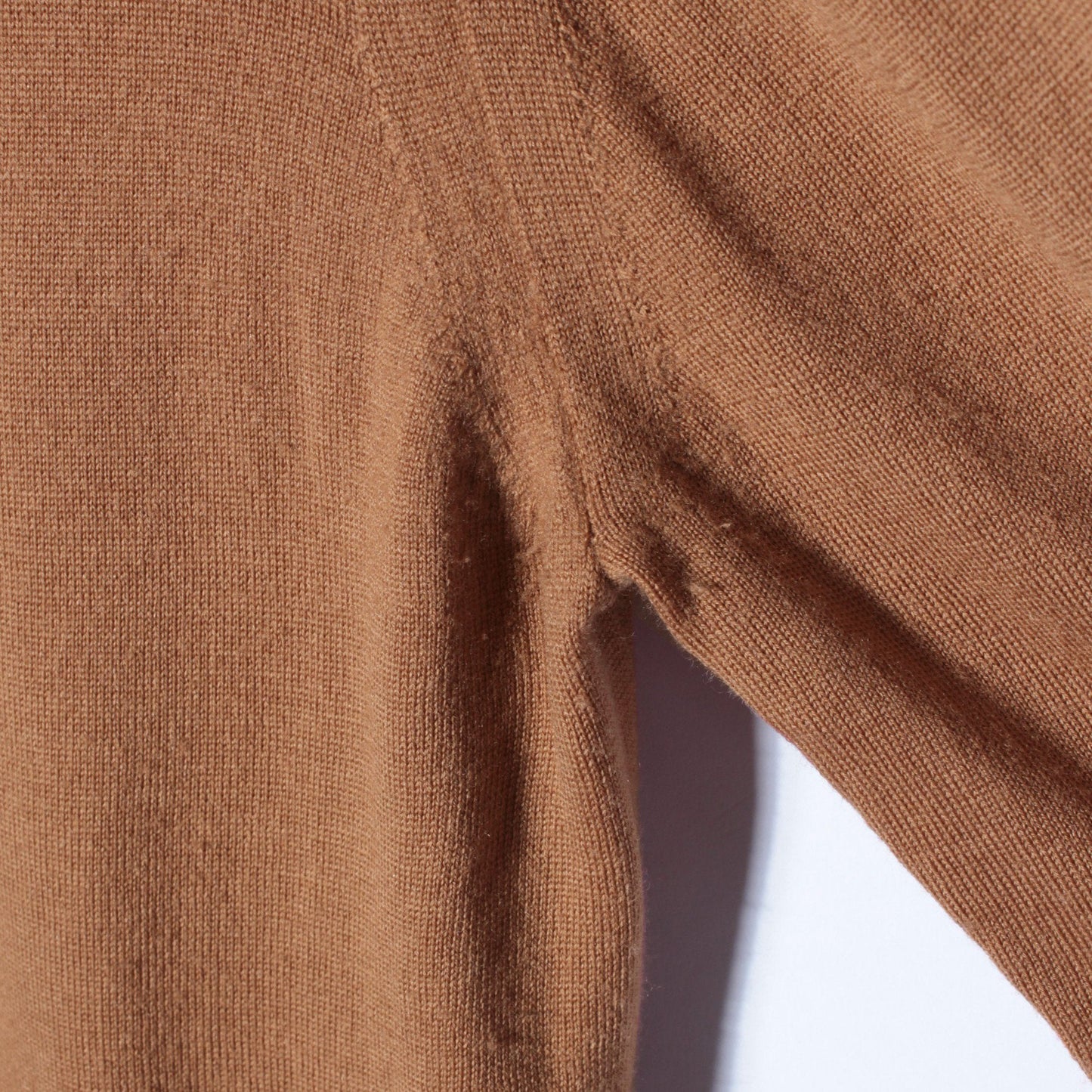 SUPER FINE WOOL KNIT