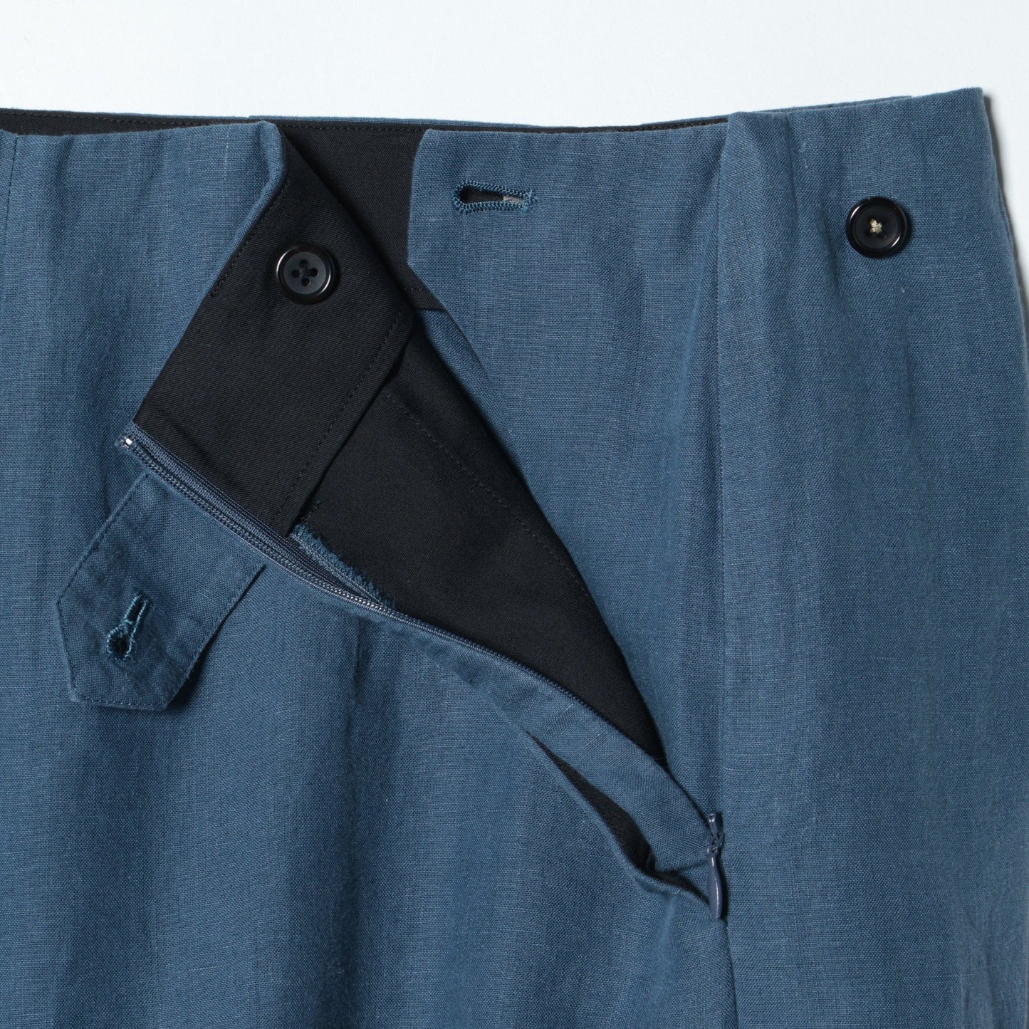 LINEN TROUSERS