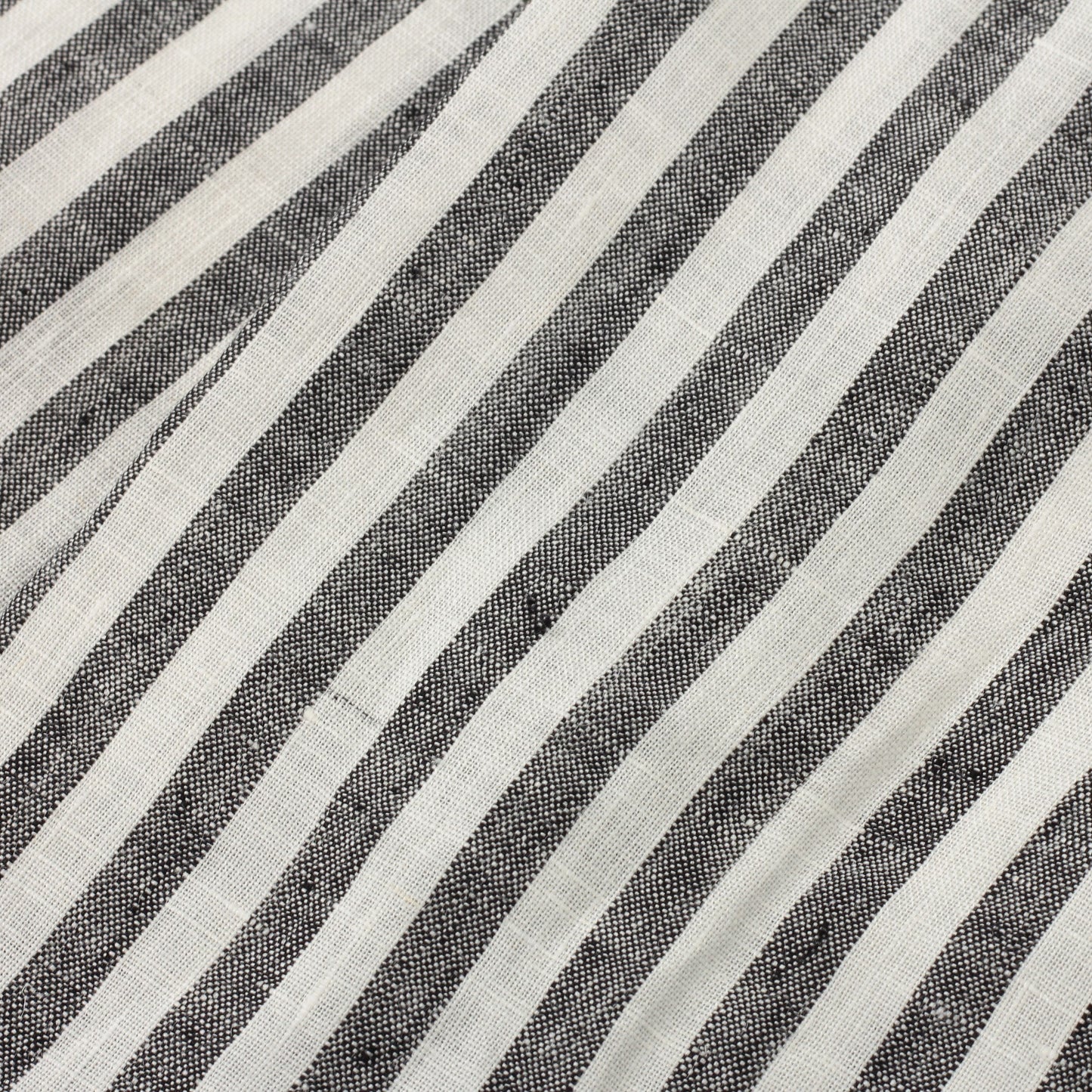 BLACK&WHITE SHIRTING LINEN