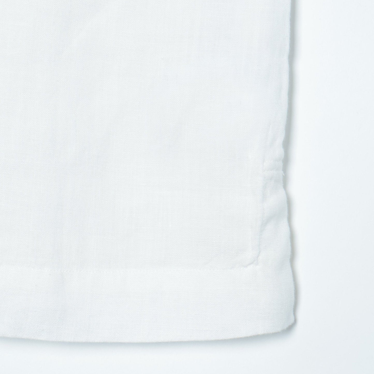CLEAN LINEN SHIRT