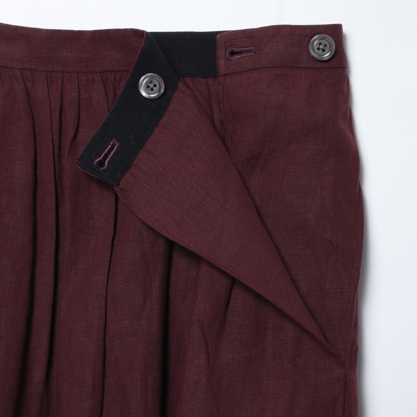 LIGHTWEIGHT LINEN SKIRT
