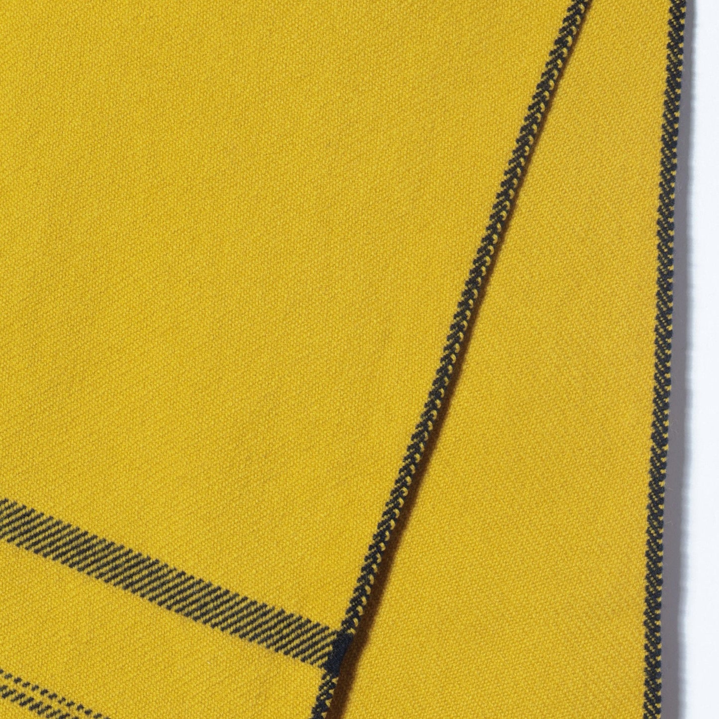 SELVEDGE WOOL SCARF