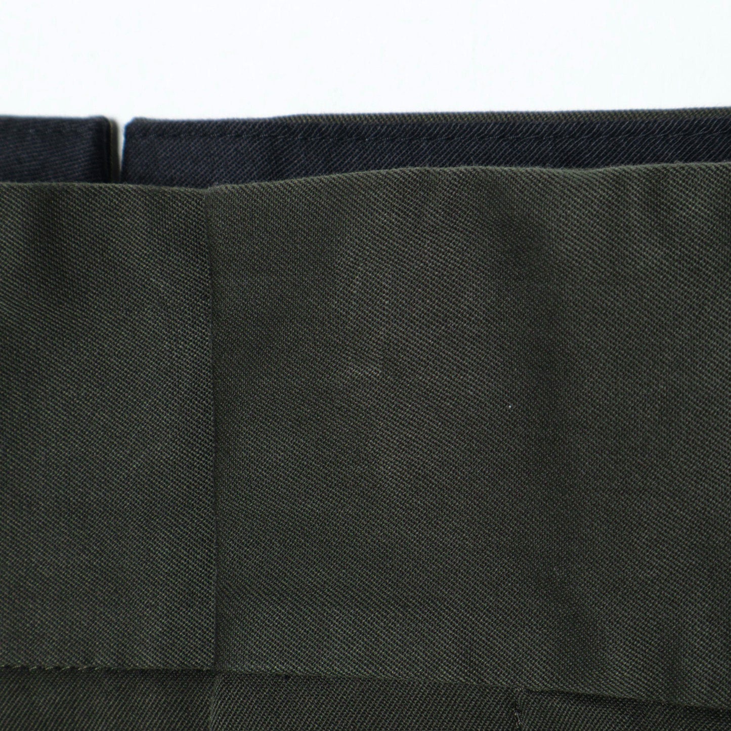 DENSE FINE COTTON TWILL TROUSERS