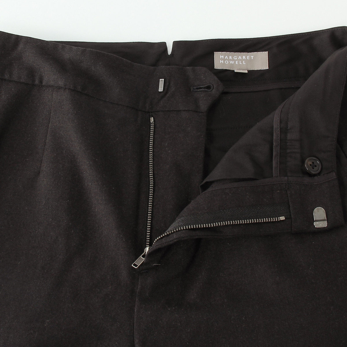 FINE WOOL FLANNEL TROUSERS