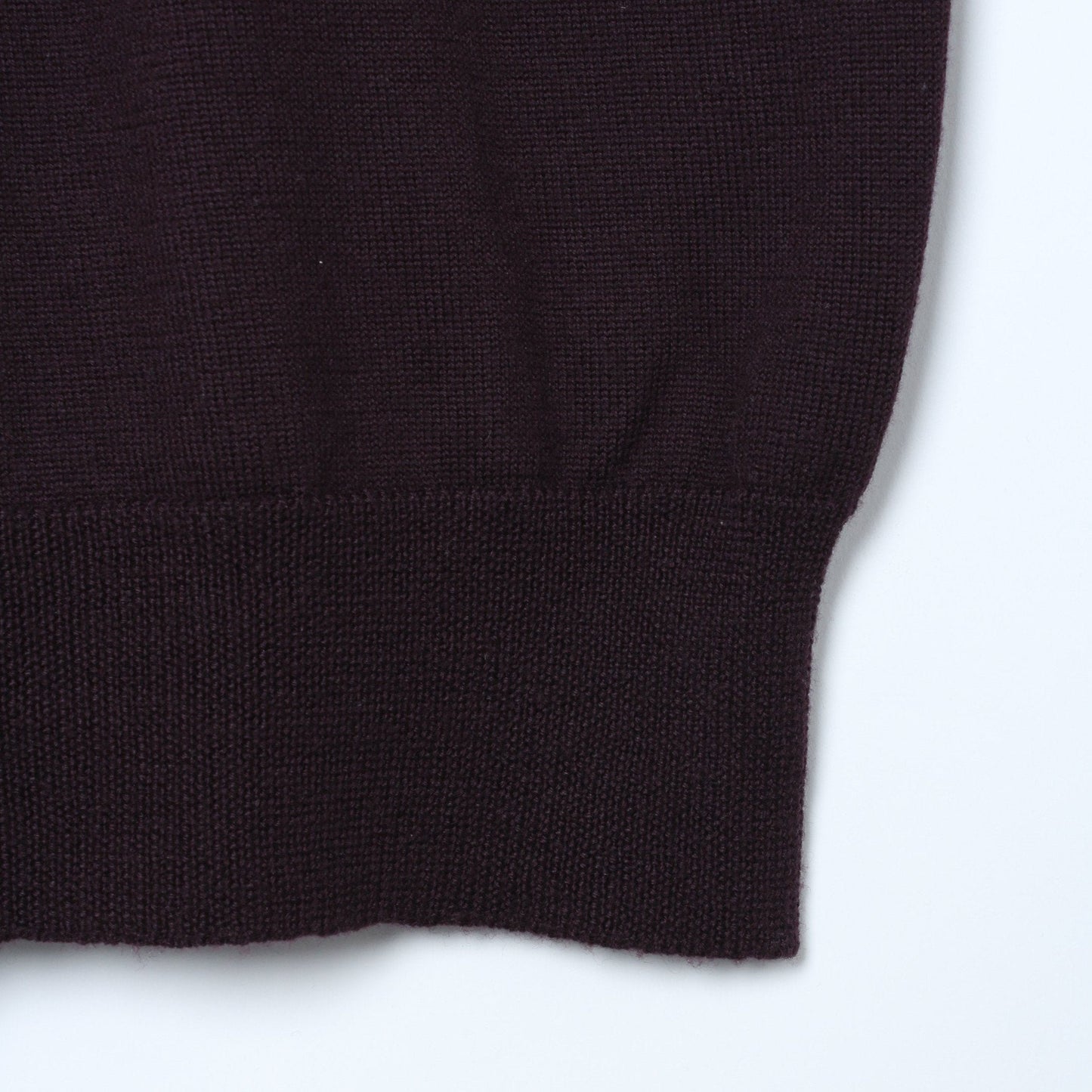 MERINO WOOL KNIT