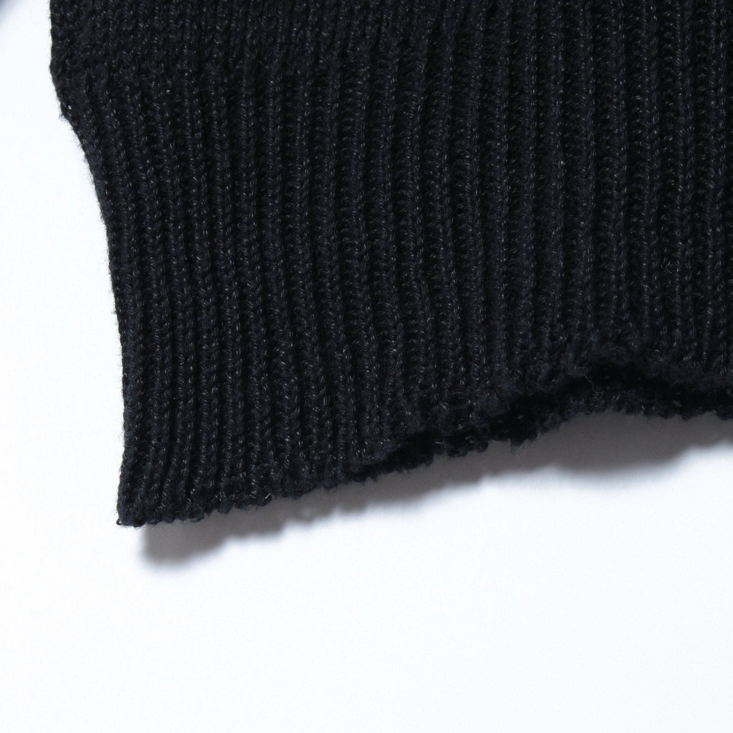 LONG SLEEVE CREW NECK KNIT