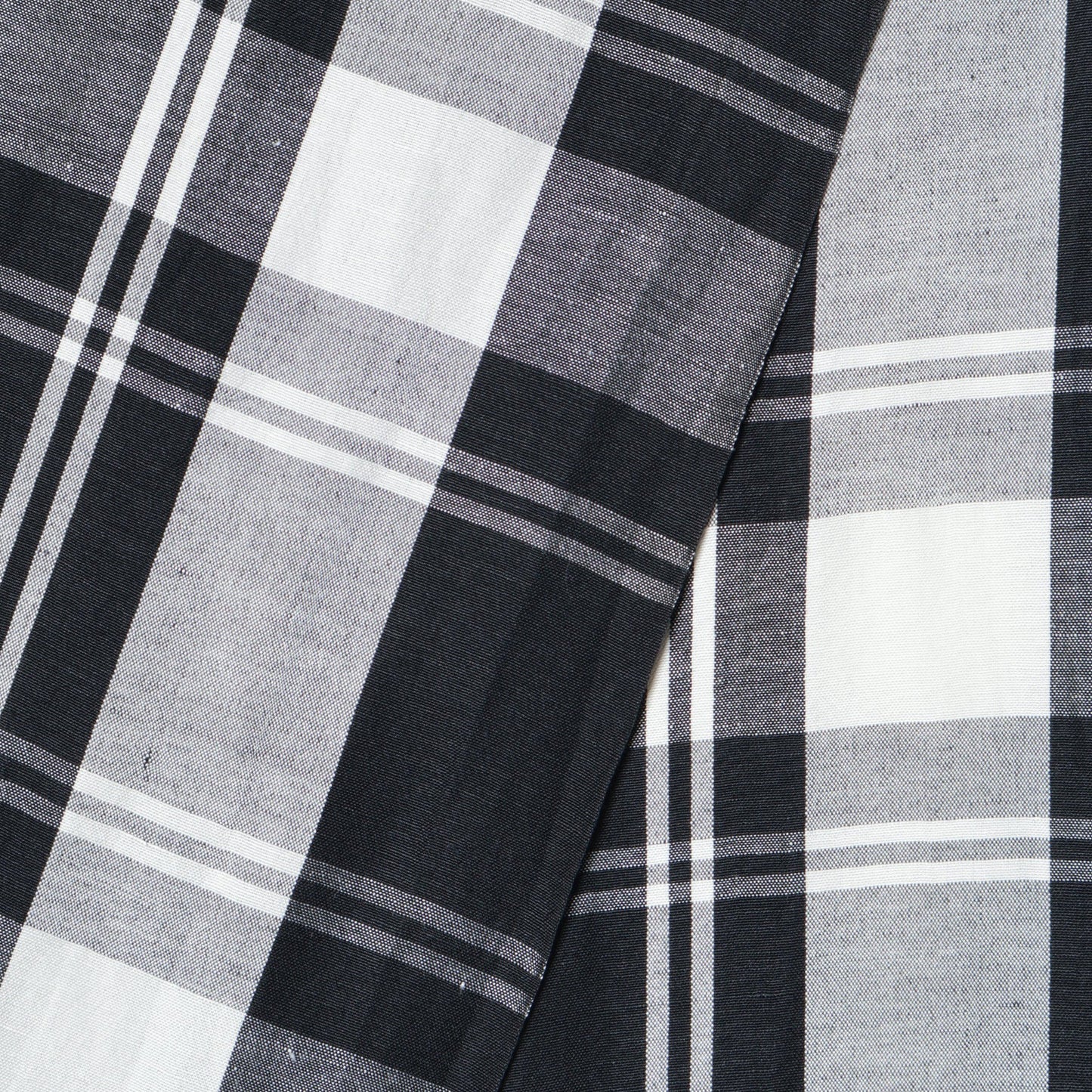 BIG TARTAN SCARF