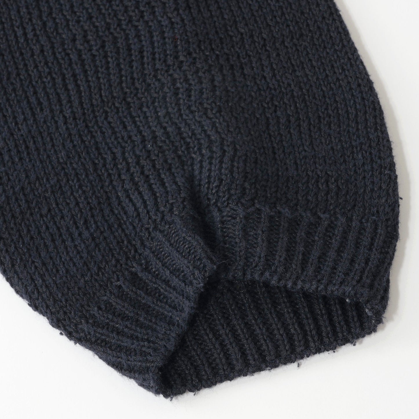 CREW NECK KNIT