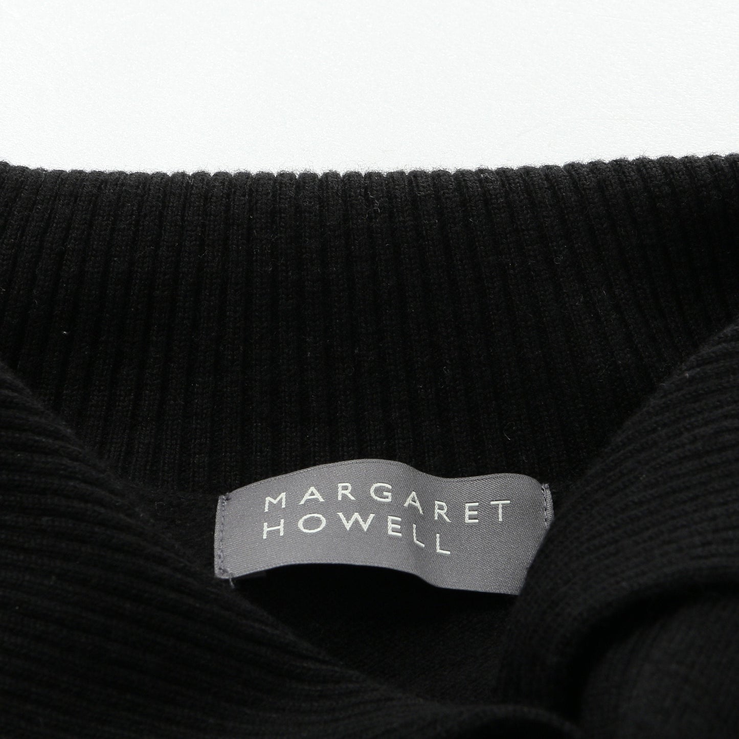 WASHED FINE MERINO KNIT