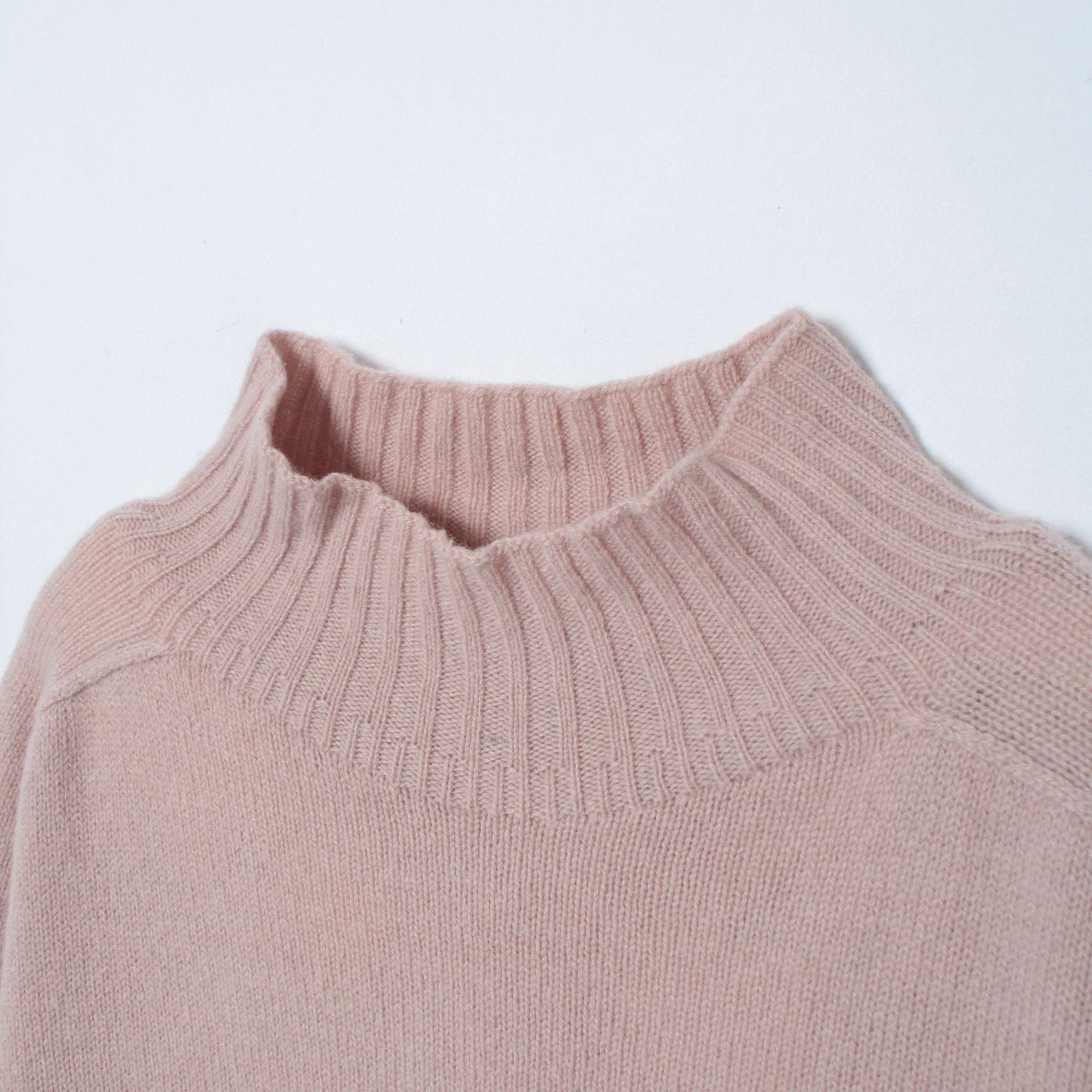 TWISTED CASHMERE WOOL KNIT