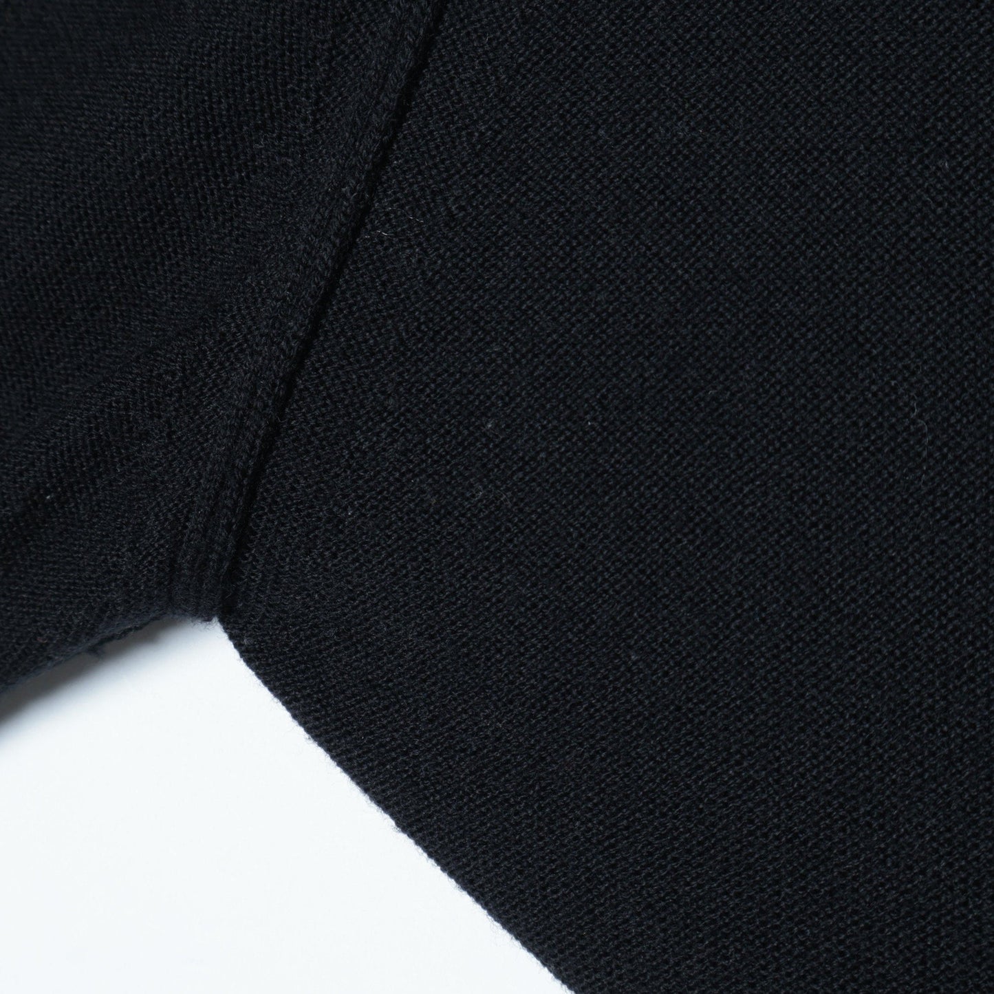 MERINO V NECK CARDIGAN KNIT