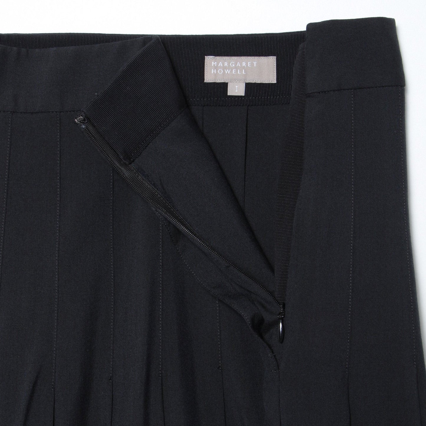 FINE WOOL POPLIN SKIRT