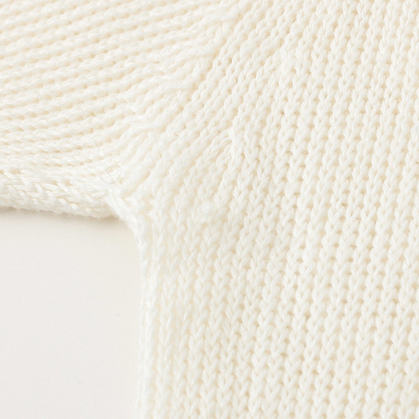 CAST OFF ROLL NECK KNIT