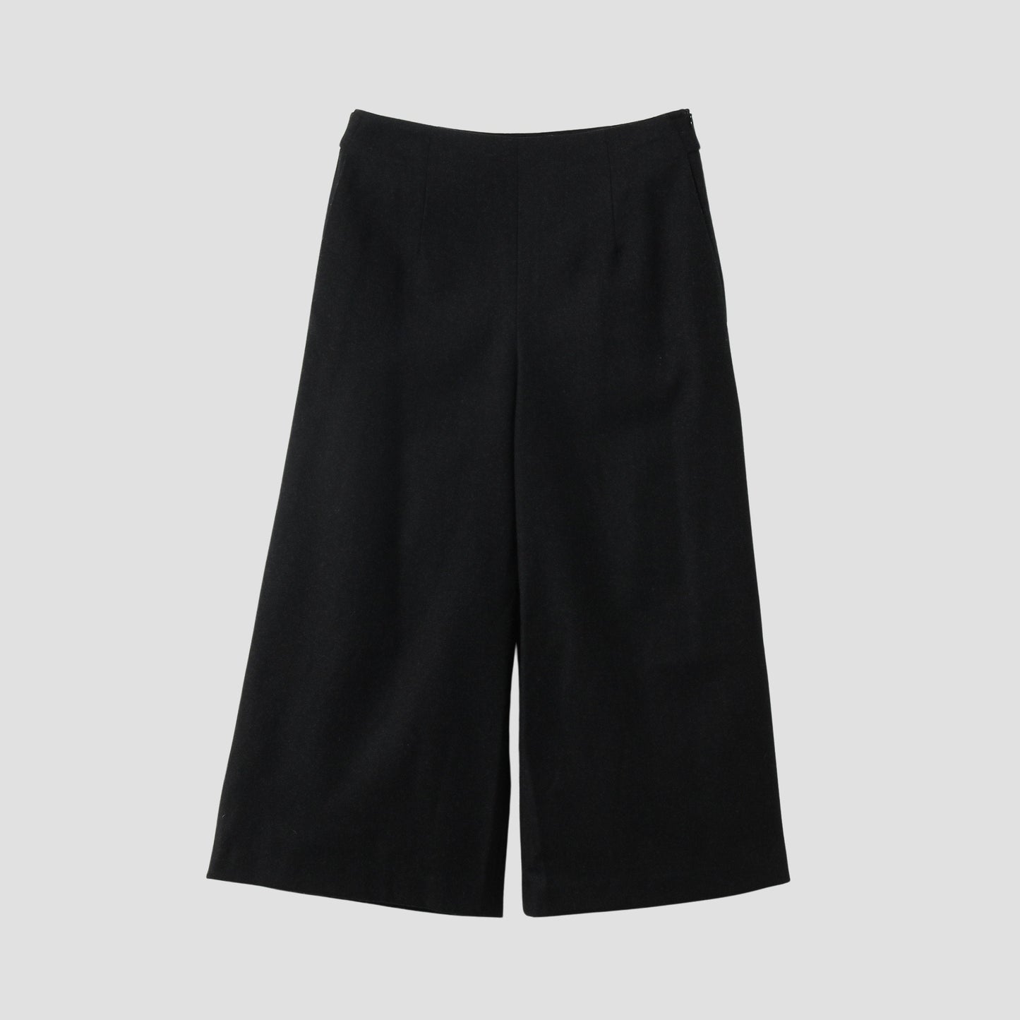 LIGHT FLANNEL TROUSERS