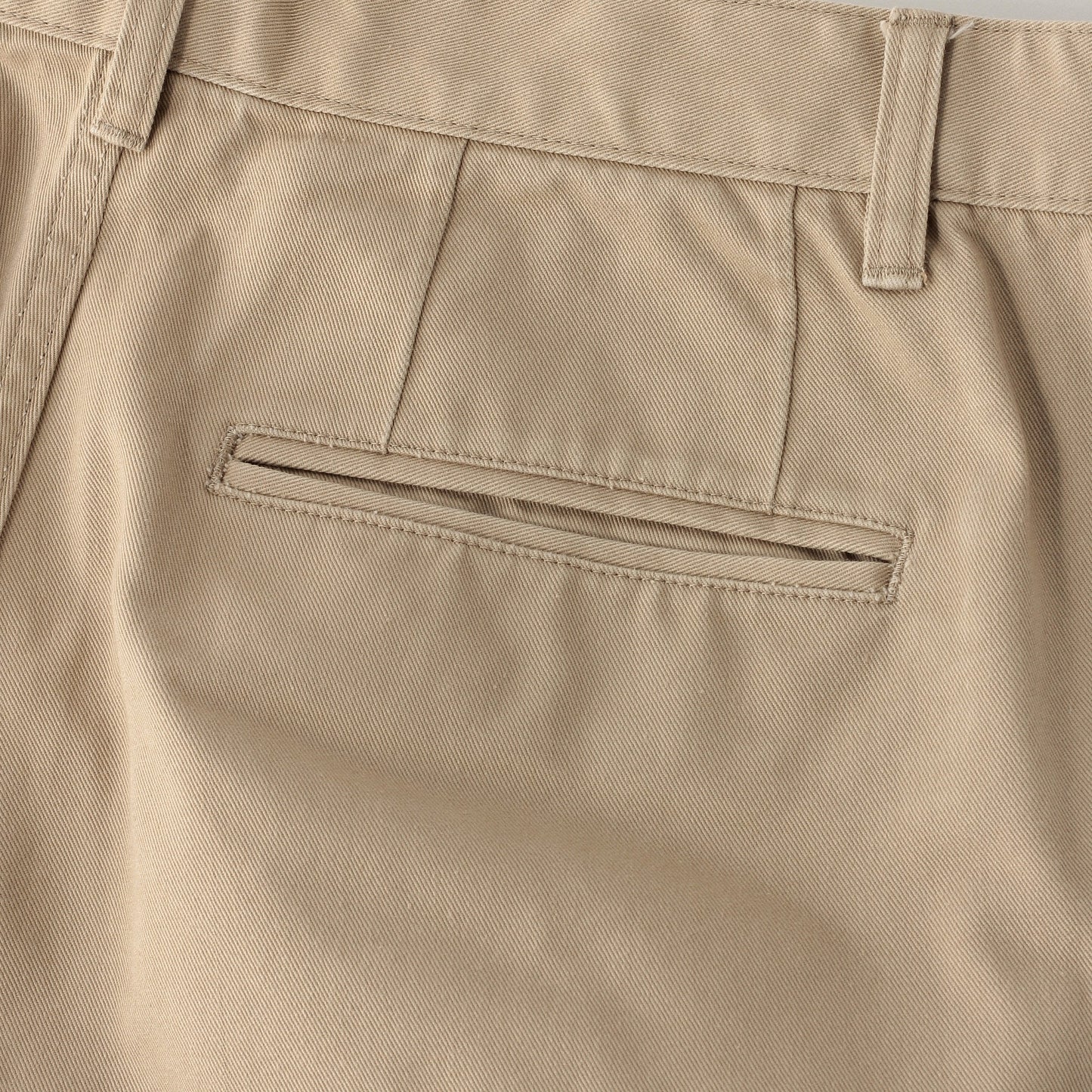 BASIC CHINO TROUSERS