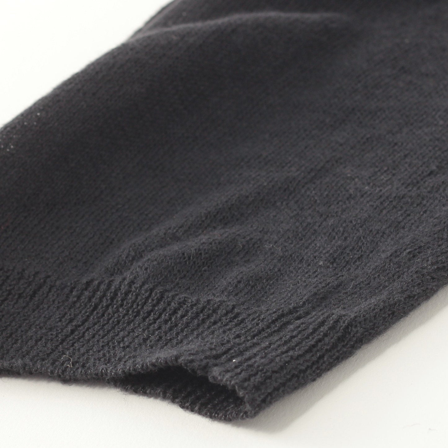 FINE LINEN KNIT