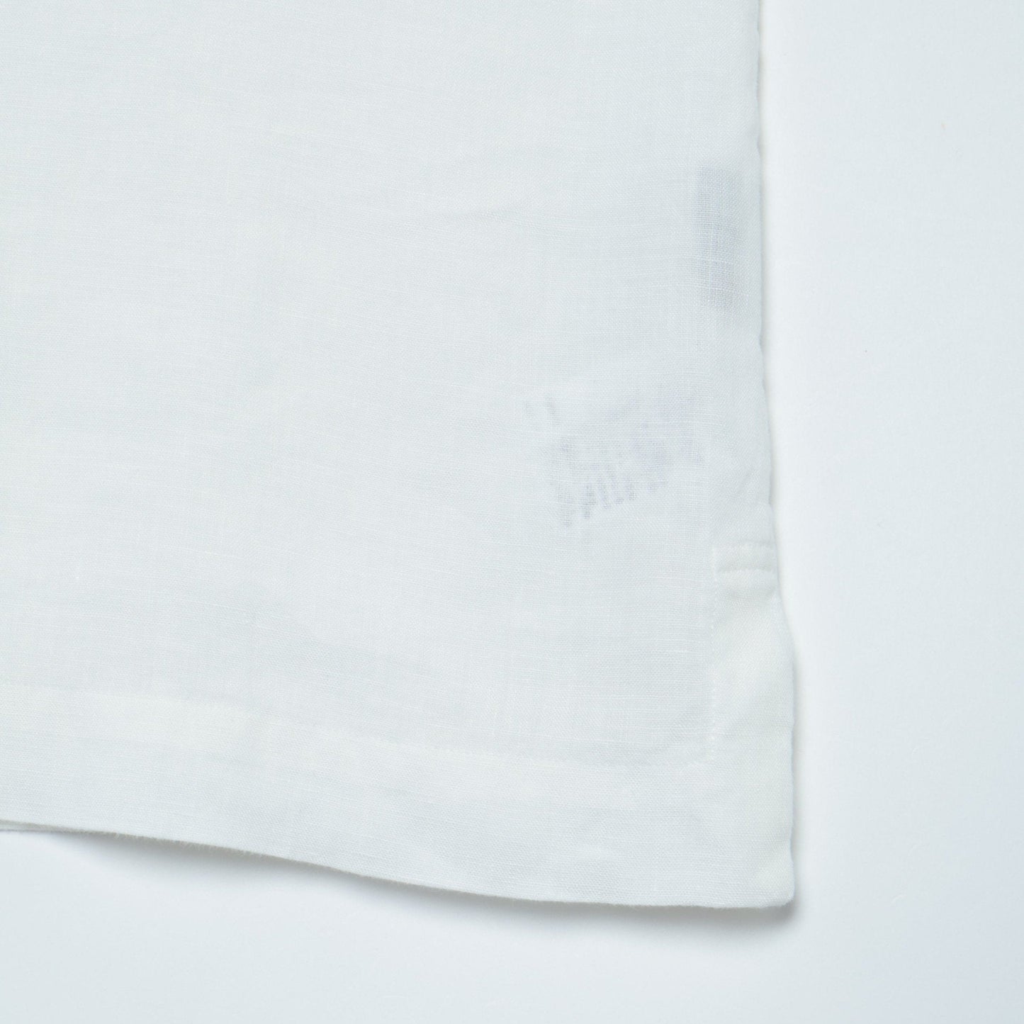 CLEAN LINEN SHIRT