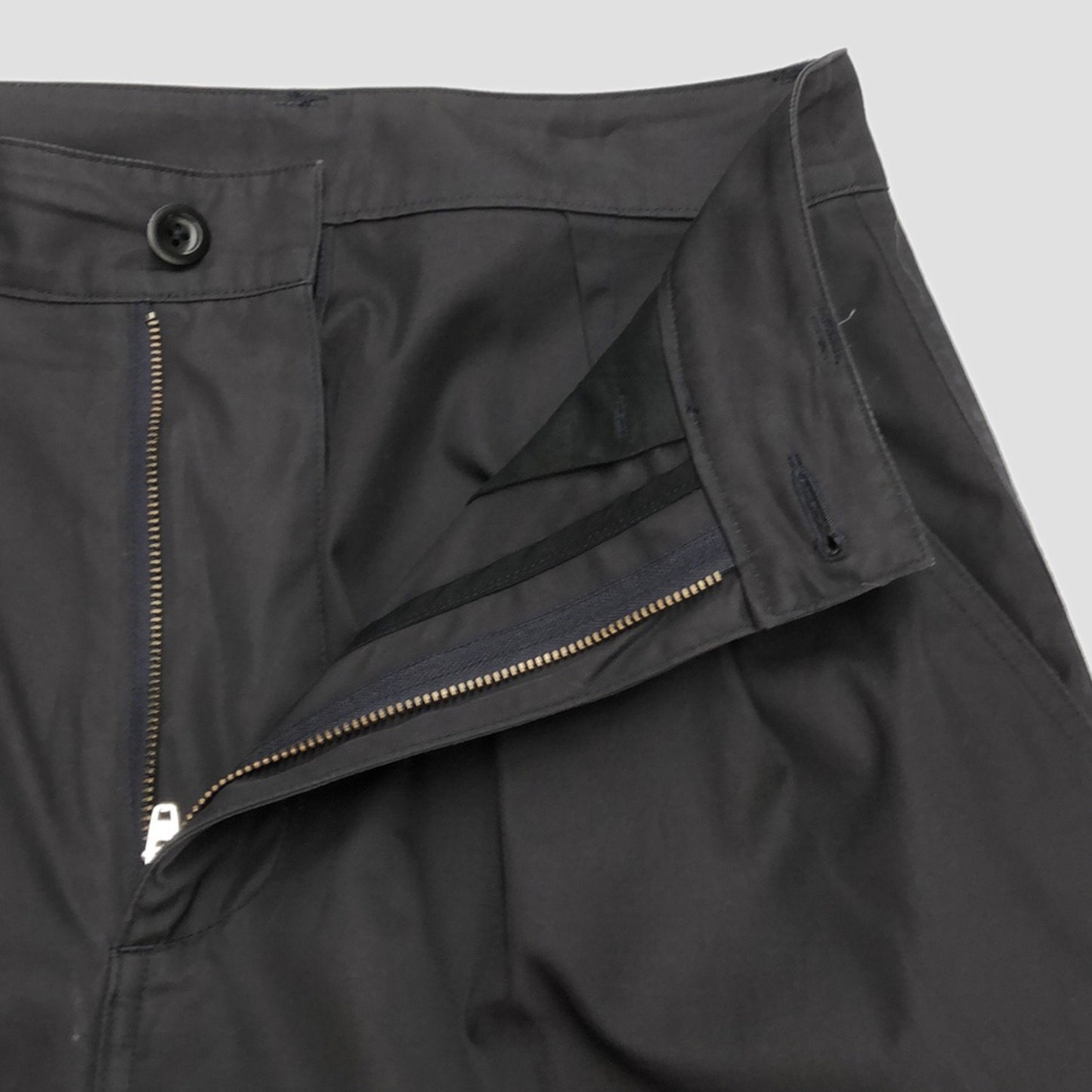 CRISP COTTON TWILL TROUSERS