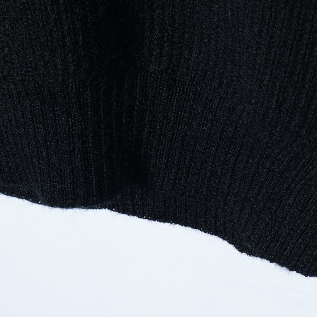 VIRGIN WOOL KNIT