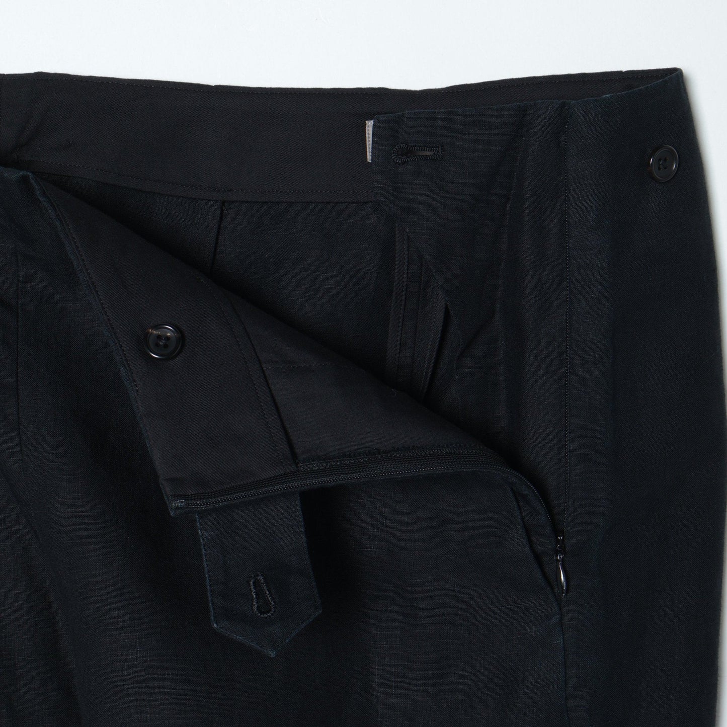 LINEN TROUSERS