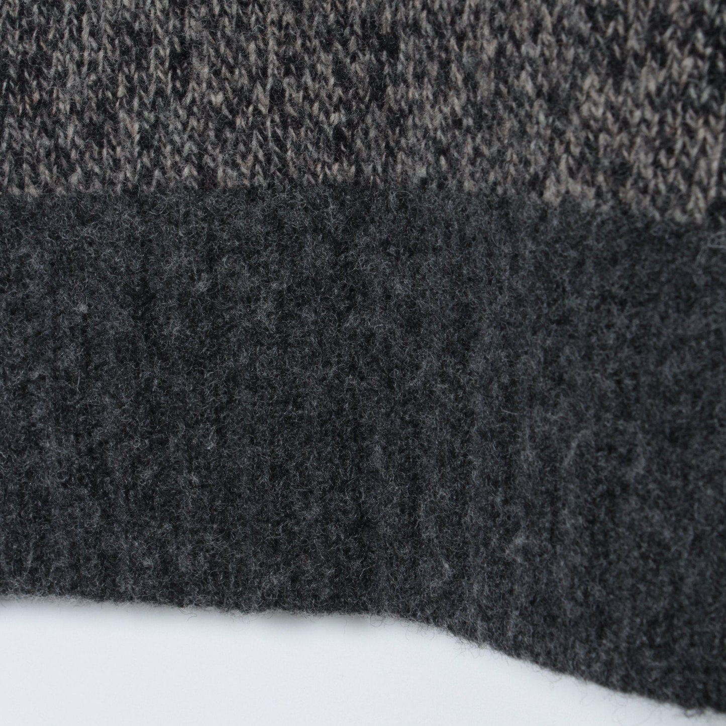 TWISTED YARN WOOL KNIT