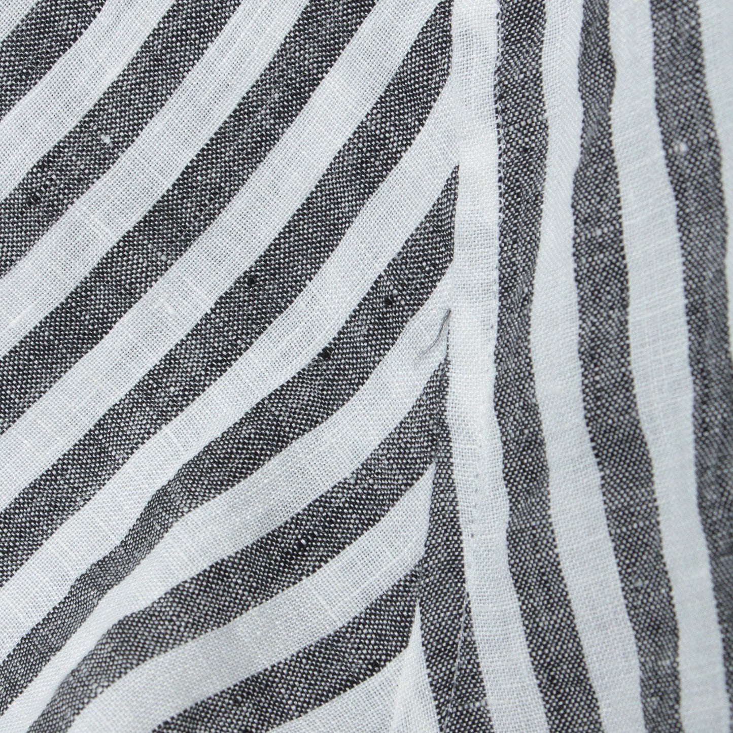 BLACK&WHITE SHIRTING LINEN
