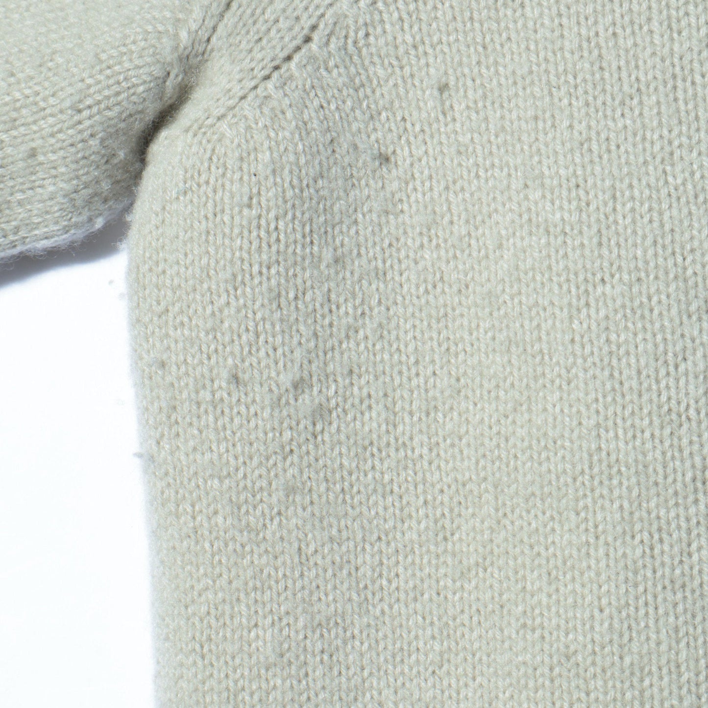 CLASSIC CREW NECK KNIT