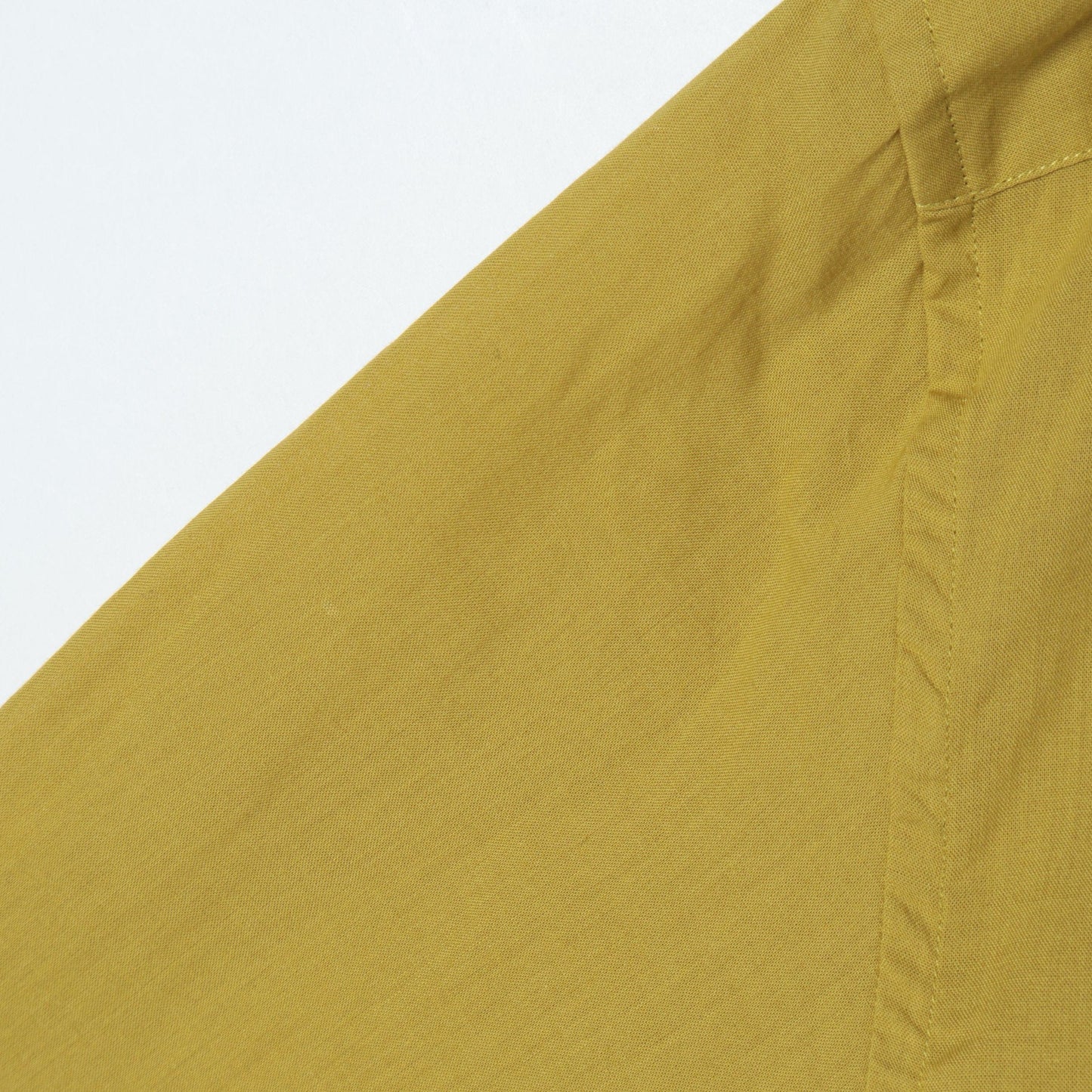 PIECE DYED WASHED COTTON SHIRT